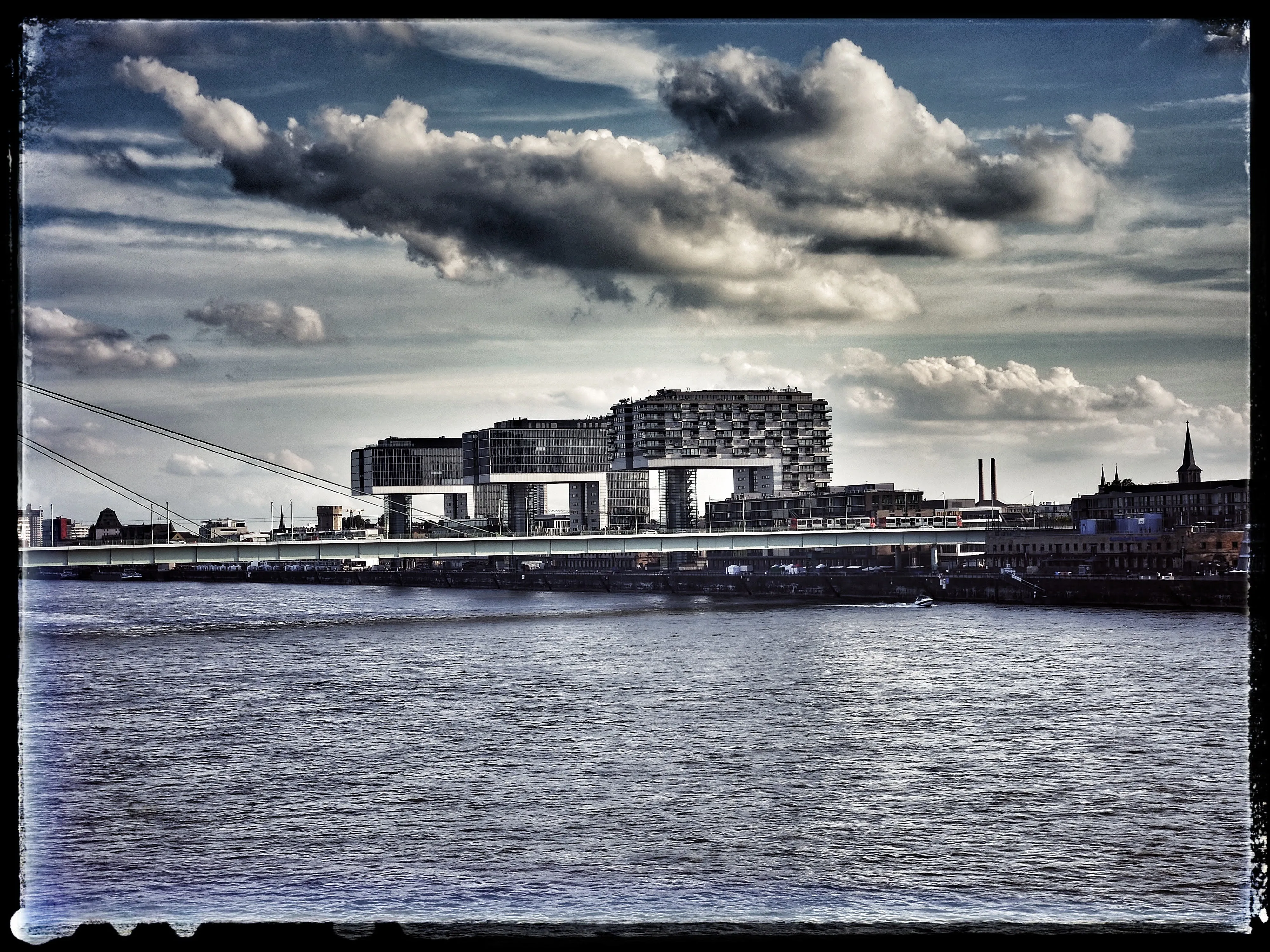 Kranhäuser im Rheinauhafen